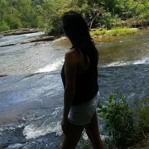 Meet your Posher, Annette